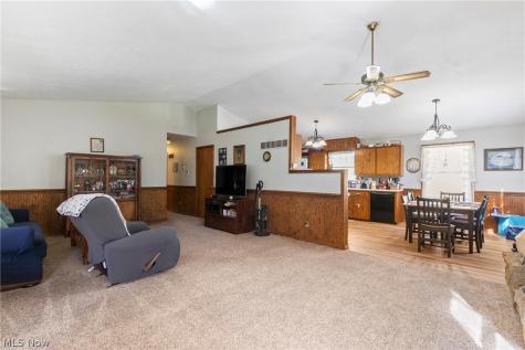 15526 Crowl Street SE Minerva OH 44657