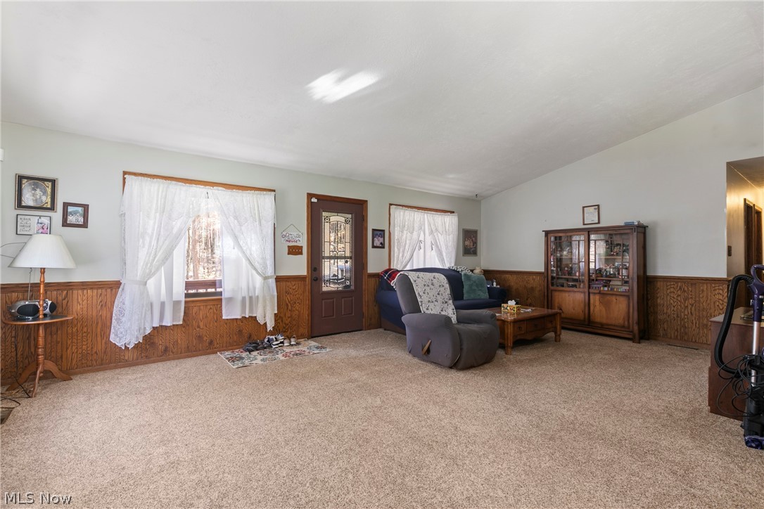 15526 Crowl Street SE Minerva OH 44657