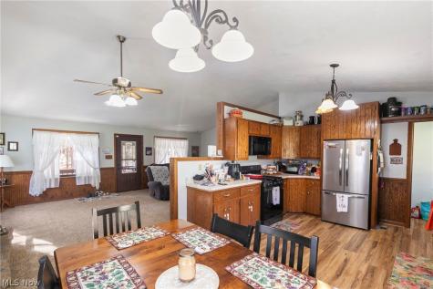 15526 Crowl Street SE Minerva OH 44657