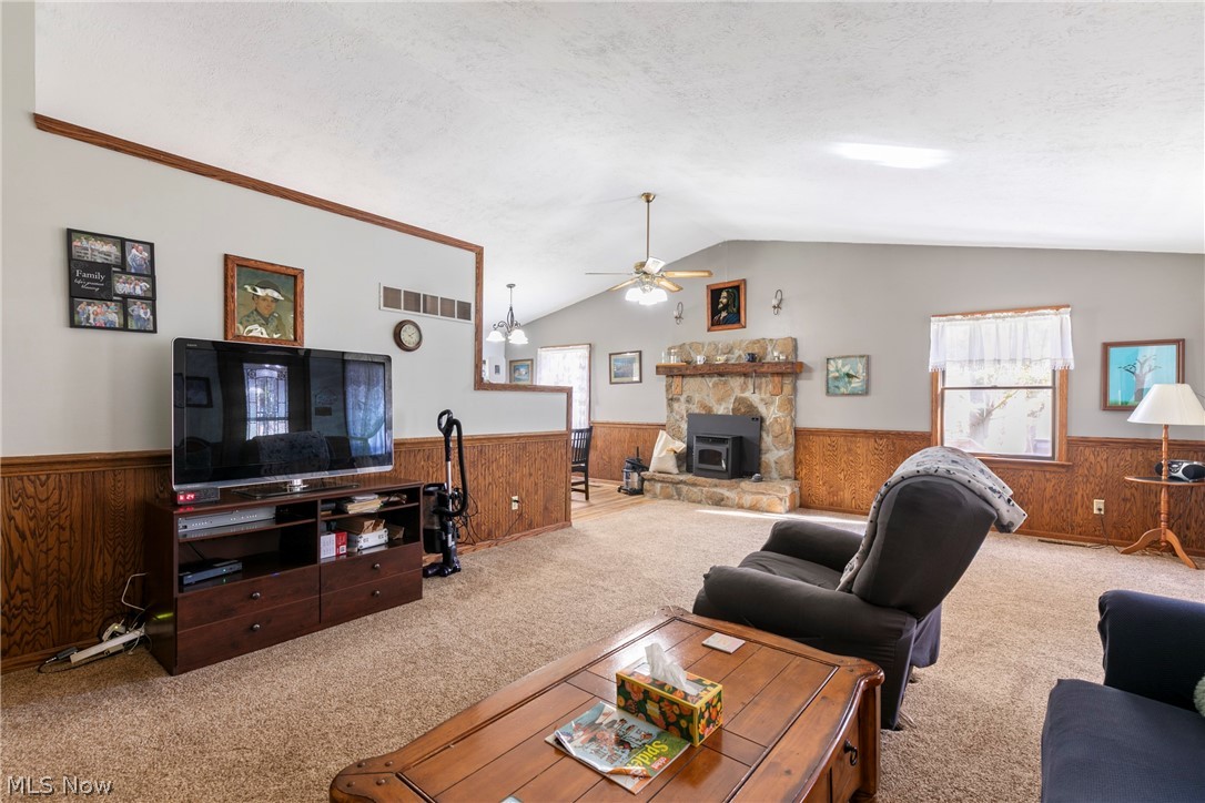 15526 Crowl Street SE Minerva OH 44657