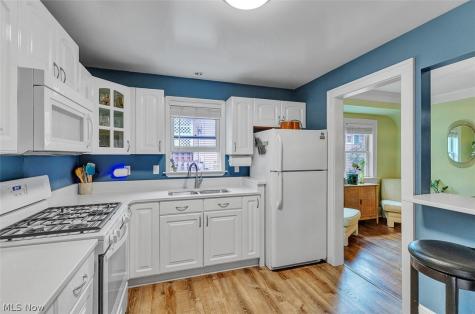 4213 W 219th Street Fairview Park OH 44126