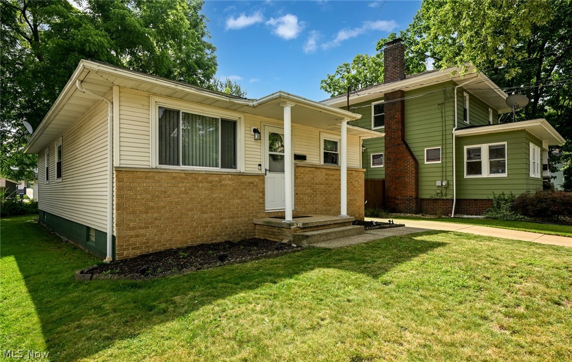 51 Devonshire Drive Akron OH 44312