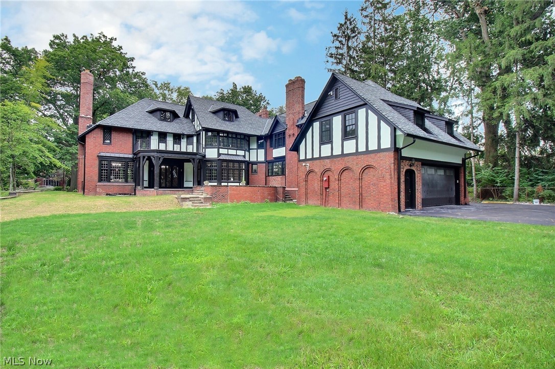 2970 Fairmount Boulevard Cleveland Heights OH 44118