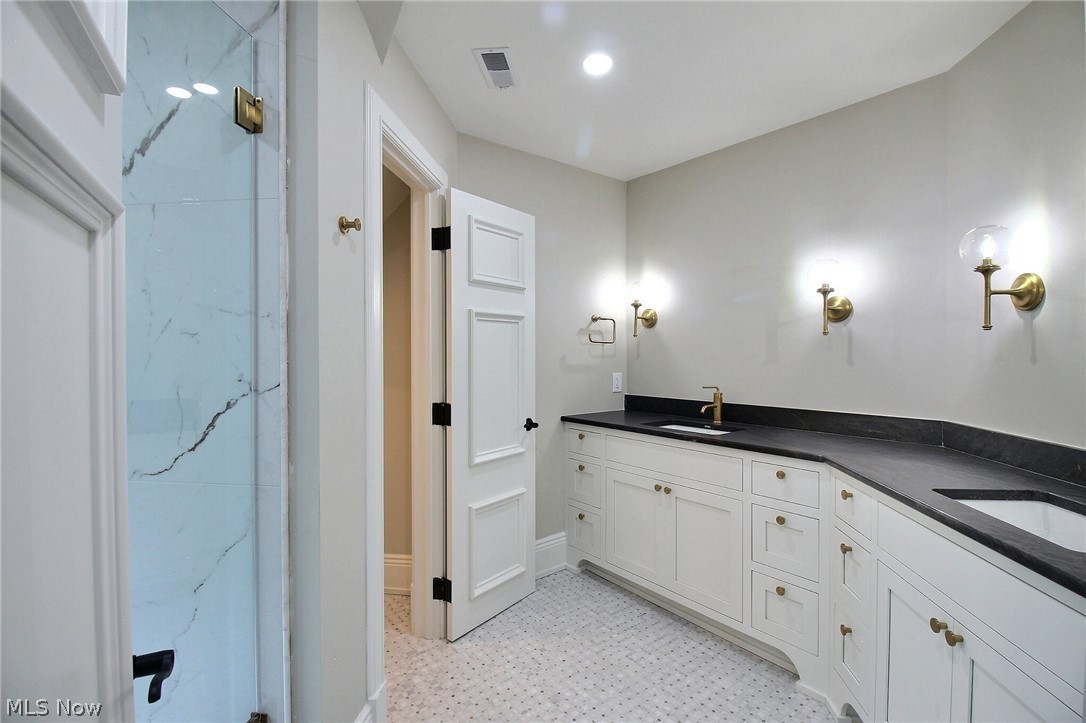 2970 Fairmount Boulevard Cleveland Heights OH 44118