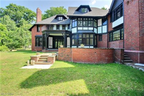 2970 Fairmount Boulevard Cleveland Heights OH 44118