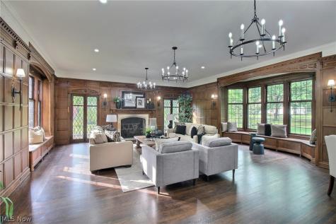 2970 Fairmount Boulevard Cleveland Heights OH 44118