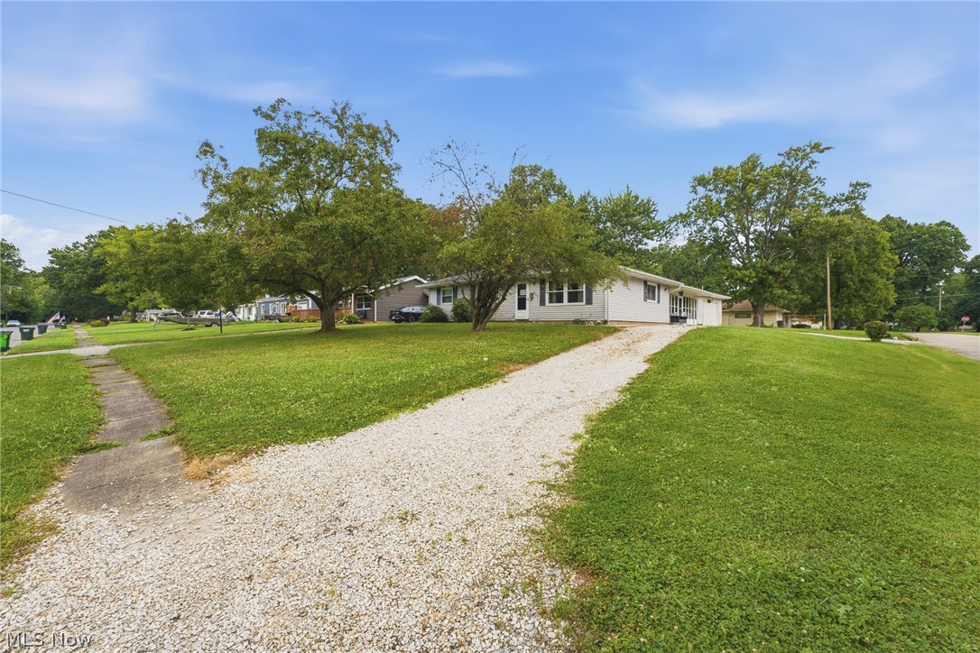 407 Dorwood Drive Alliance OH 44601