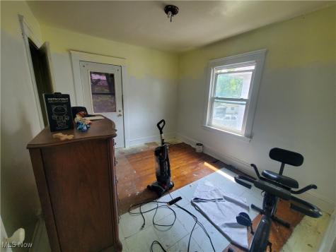 657 E 131st Street Cleveland OH 44108