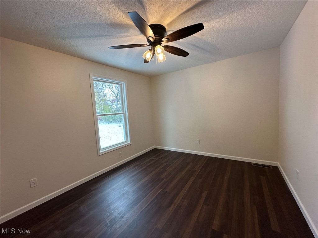 753 Mineral Springs Avenue Youngstown OH 44511