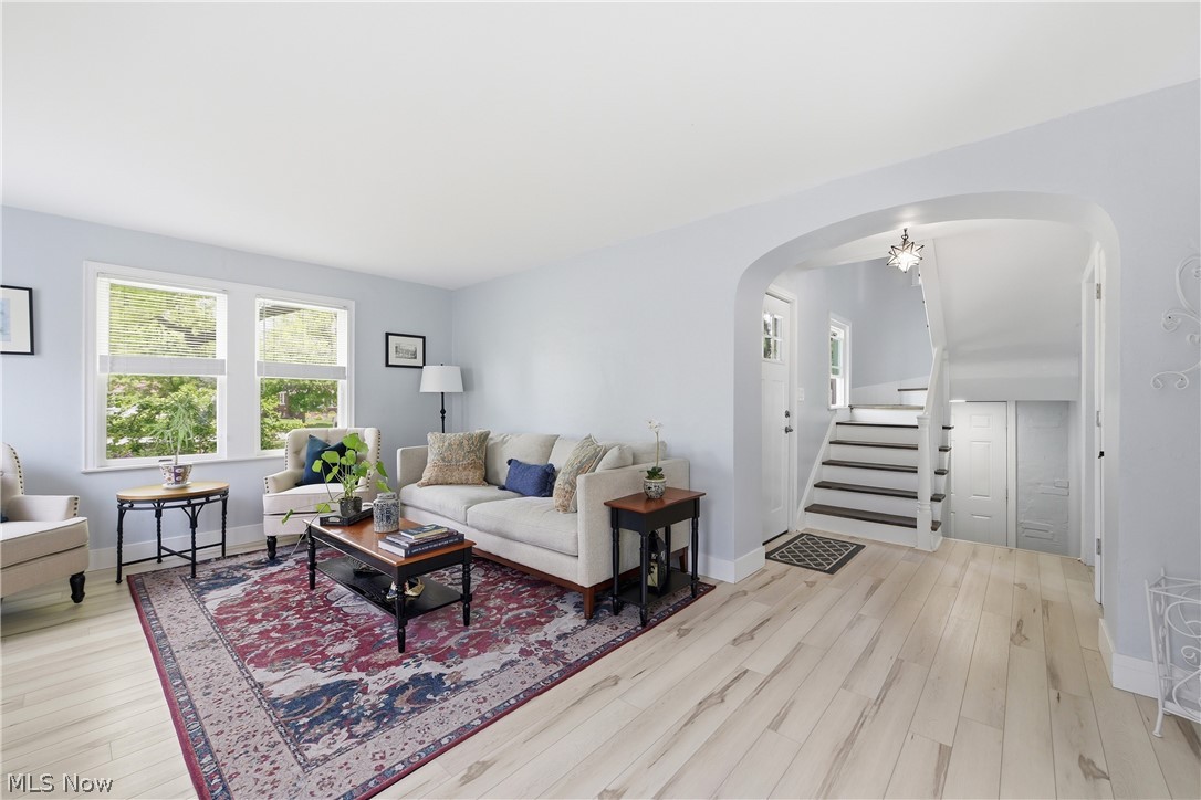 6294 Chestnut Road Independence OH 44131