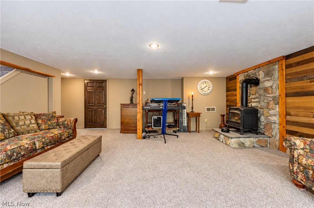6620 Silica Road Austintown OH 44515