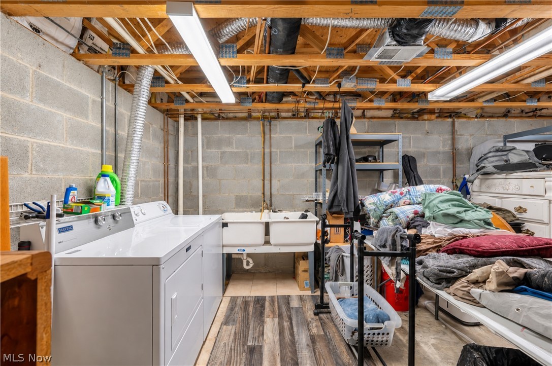 6620 Silica Road Austintown OH 44515