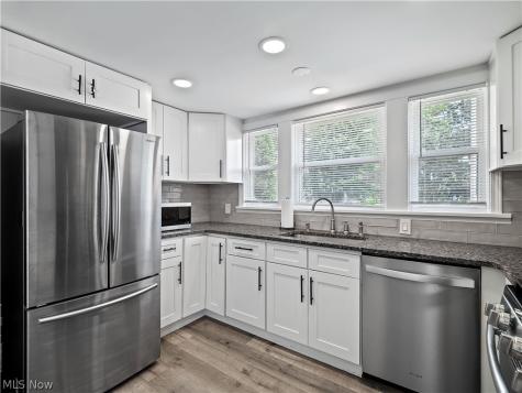 4318 W 222nd Street Fairview Park OH 44126