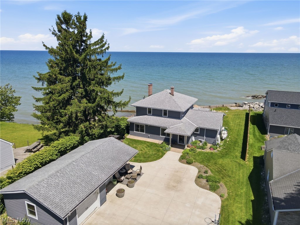 7525 Lakeshore Boulevard Madison OH 44057