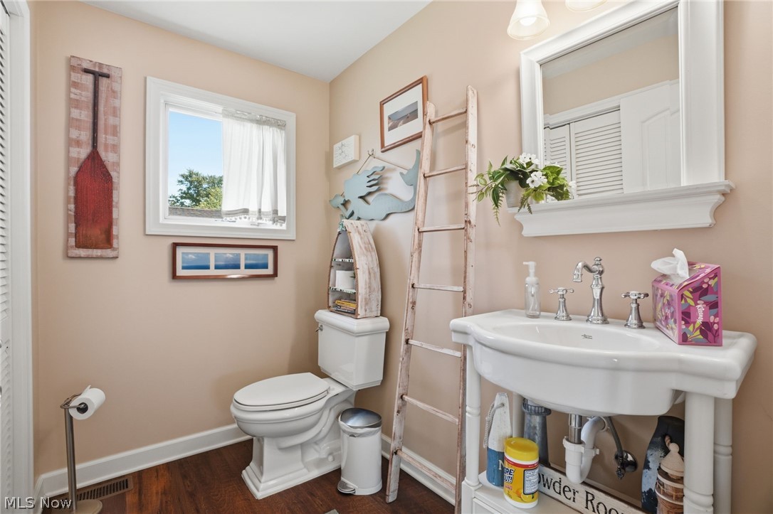 7525 Lakeshore Boulevard Madison OH 44057