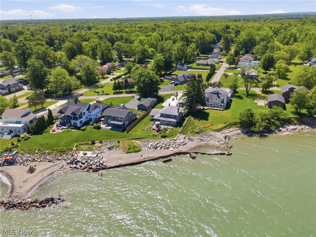7525 Lakeshore Boulevard Madison OH 44057