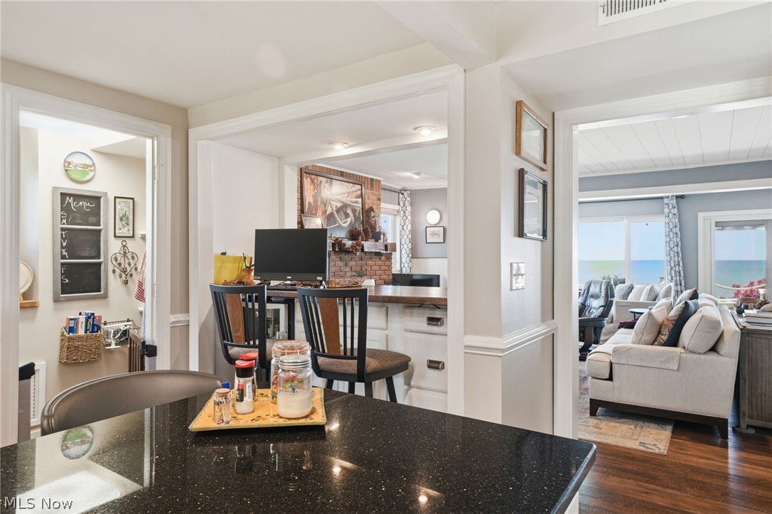 7525 Lakeshore Boulevard Madison OH 44057
