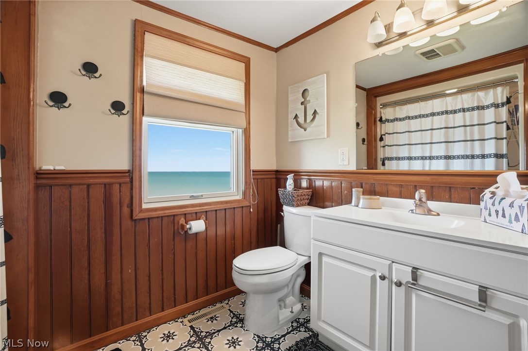 7525 Lakeshore Boulevard Madison OH 44057