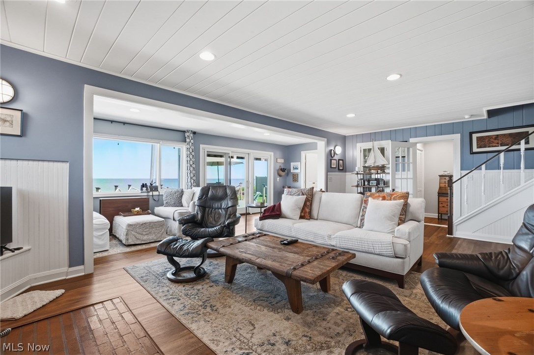 7525 Lakeshore Boulevard Madison OH 44057