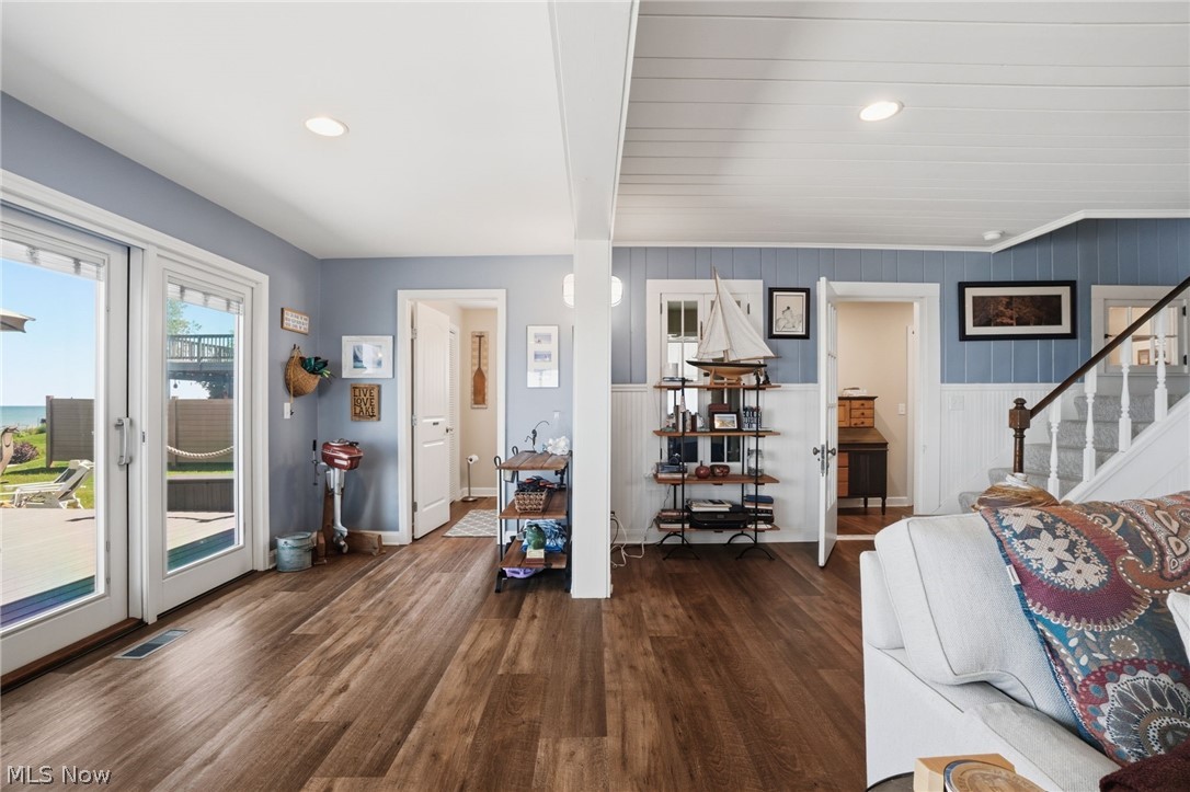 7525 Lakeshore Boulevard Madison OH 44057