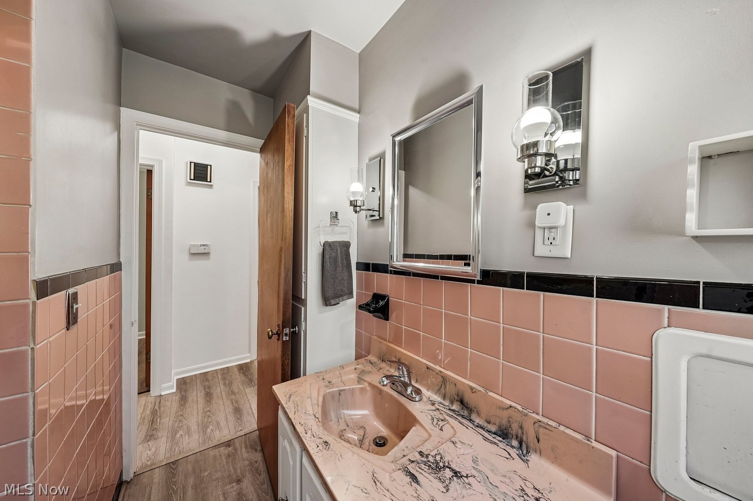 1930 Stabler Road Akron OH 44313