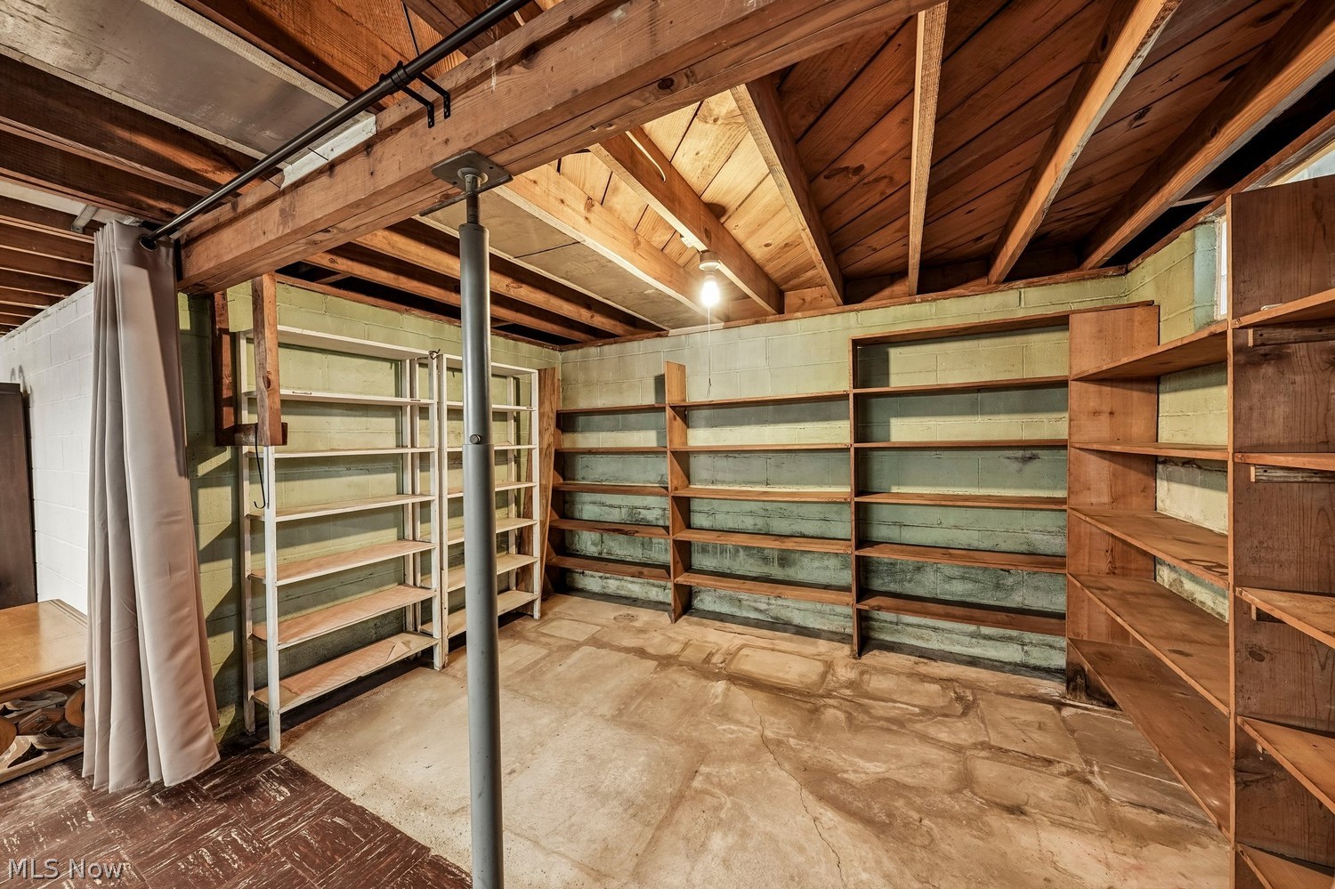 1930 Stabler Road Akron OH 44313