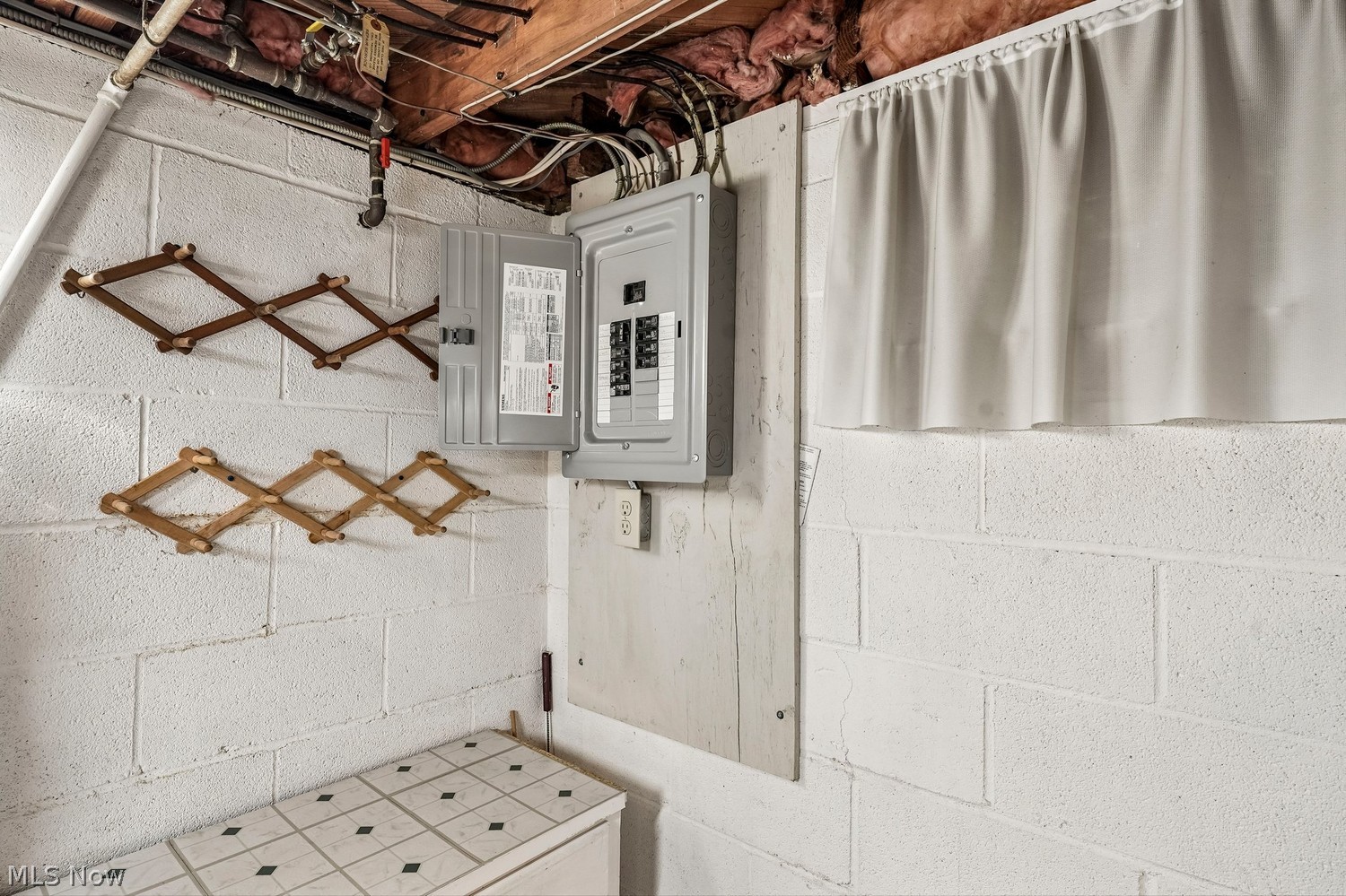 1930 Stabler Road Akron OH 44313