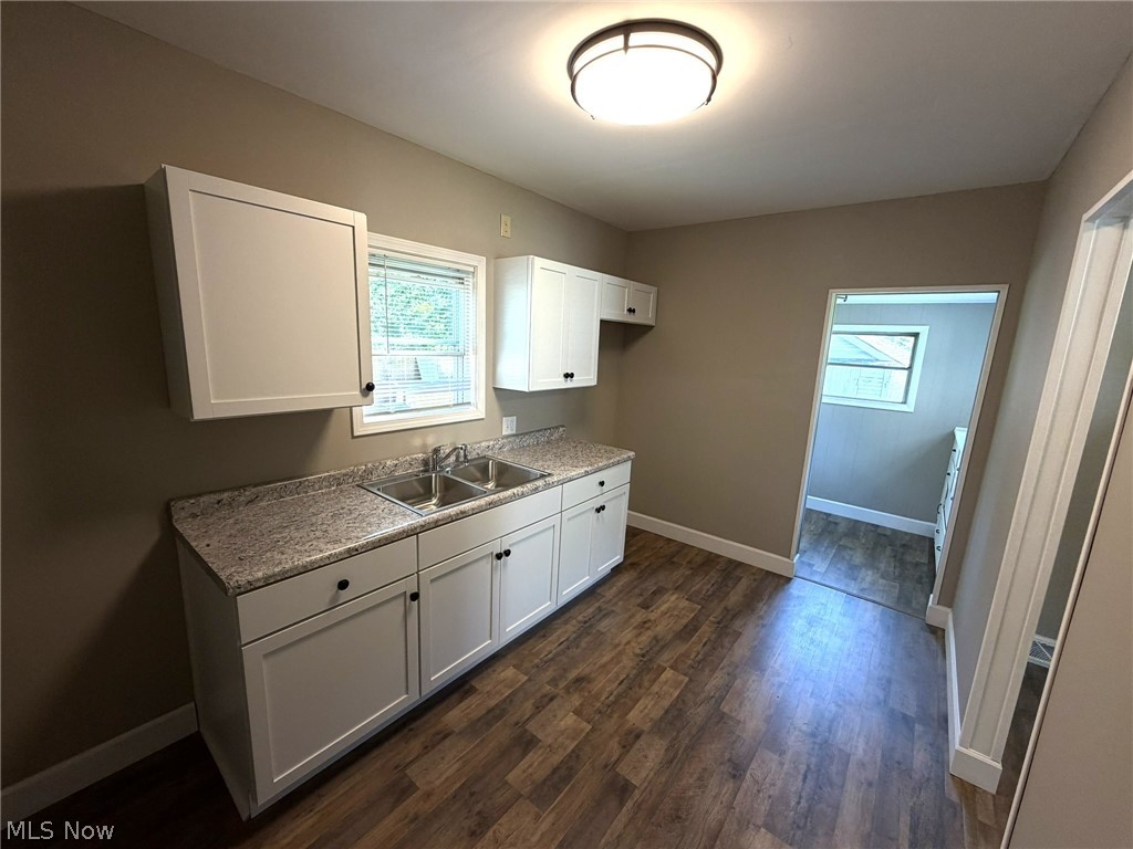 412 Iddings Avenue SE Warren OH 44483