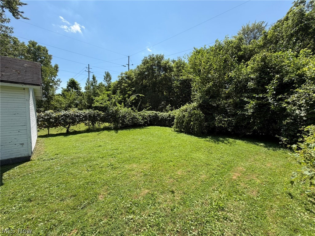 412 Iddings Avenue SE Warren OH 44483