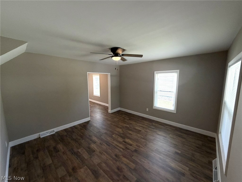 412 Iddings Avenue SE Warren OH 44483