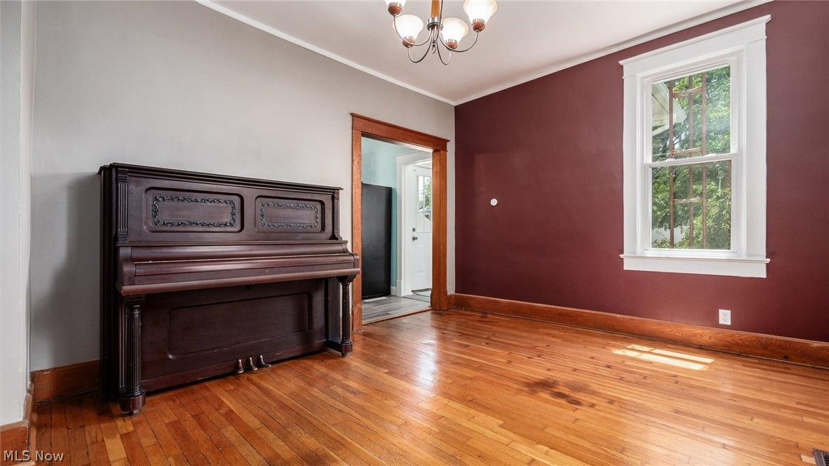 714 Saint Louis Avenue Zanesville OH 43701