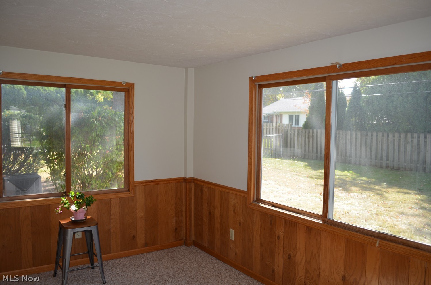 21145 Parkwood Avenue Fairview Park OH 44126
