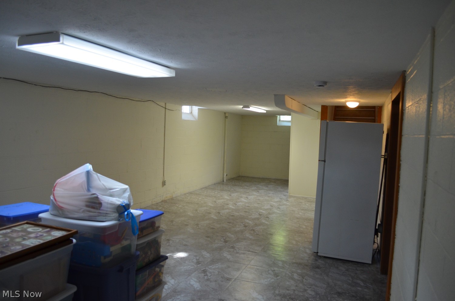 21145 Parkwood Avenue Fairview Park OH 44126