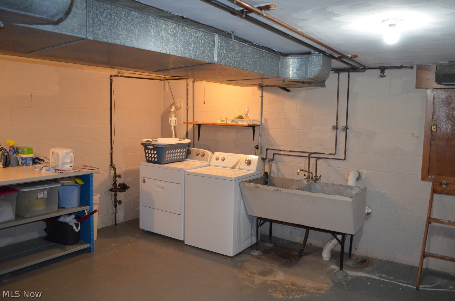 21145 Parkwood Avenue Fairview Park OH 44126