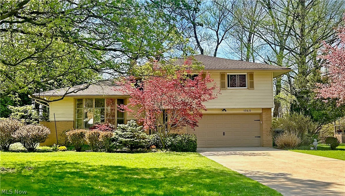 1040 Rose Boulevard Highland Heights OH 44143