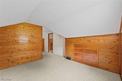 1409 Elm Grove Avenue Akron OH 44312