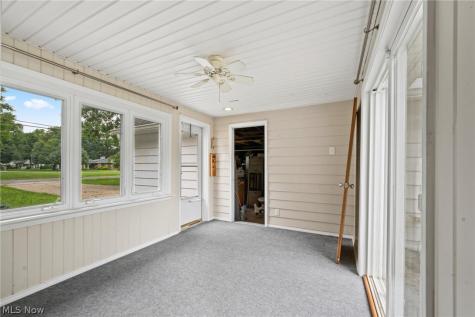 1409 Elm Grove Avenue Akron OH 44312