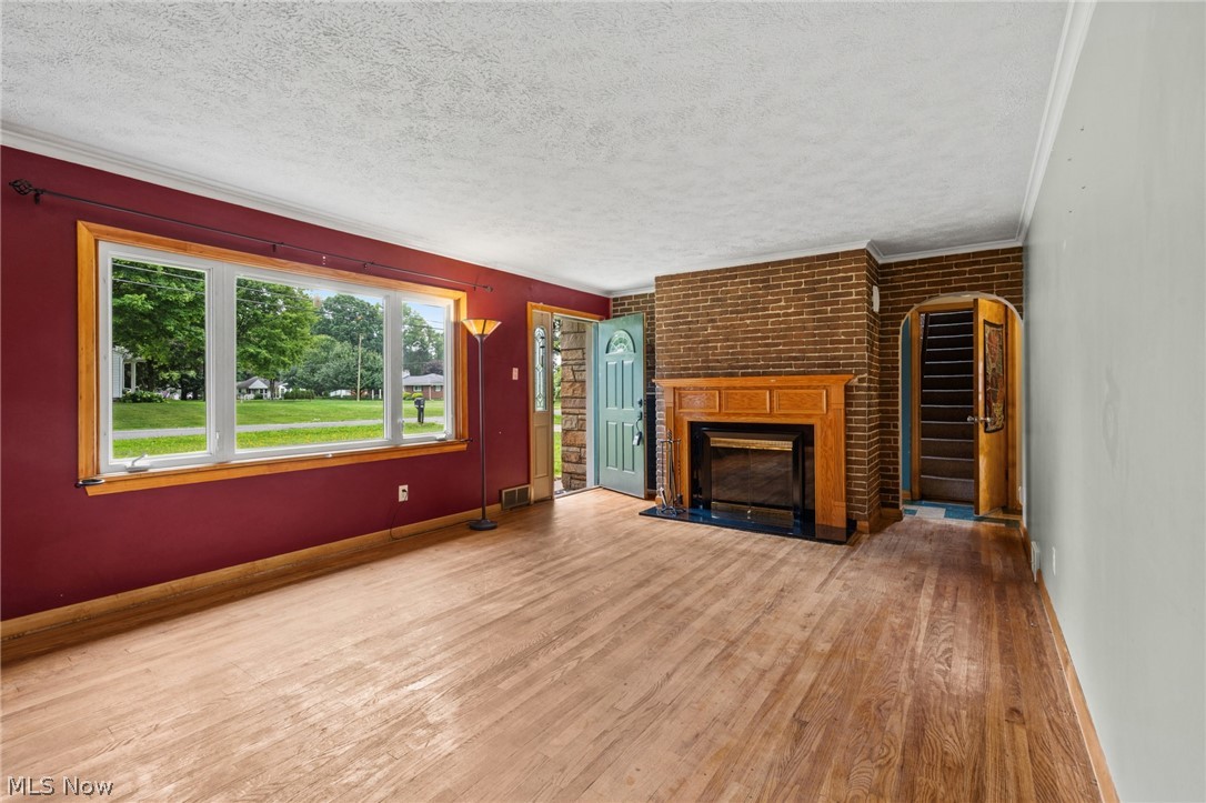 1409 Elm Grove Avenue Akron OH 44312