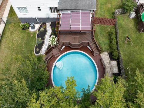 3883 Sanford Drive Parma OH 44134