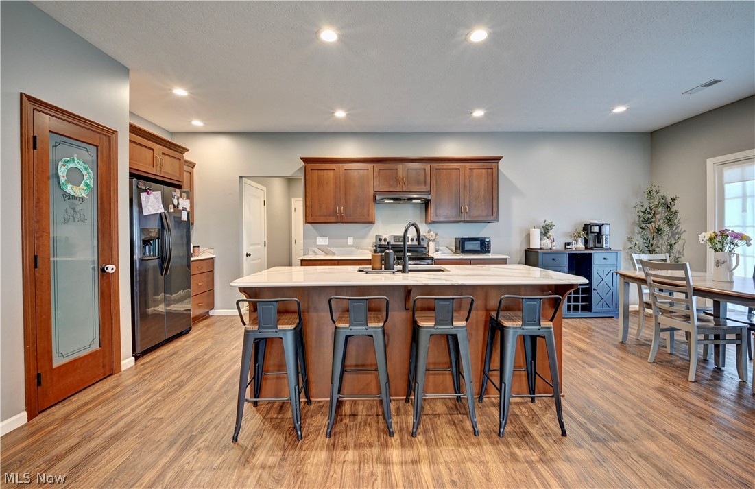 5201 Falcon Drive Millersburg OH 44654
