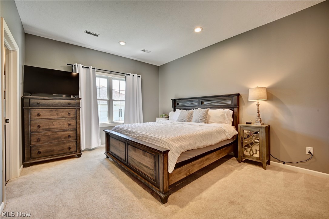 5201 Falcon Drive Millersburg OH 44654