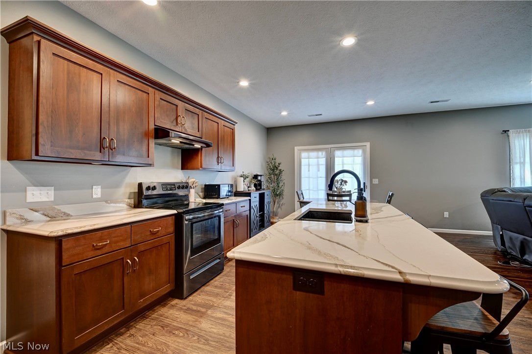 5201 Falcon Drive Millersburg OH 44654