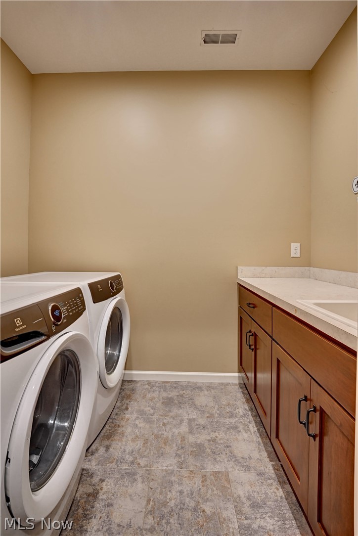 5201 Falcon Drive Millersburg OH 44654