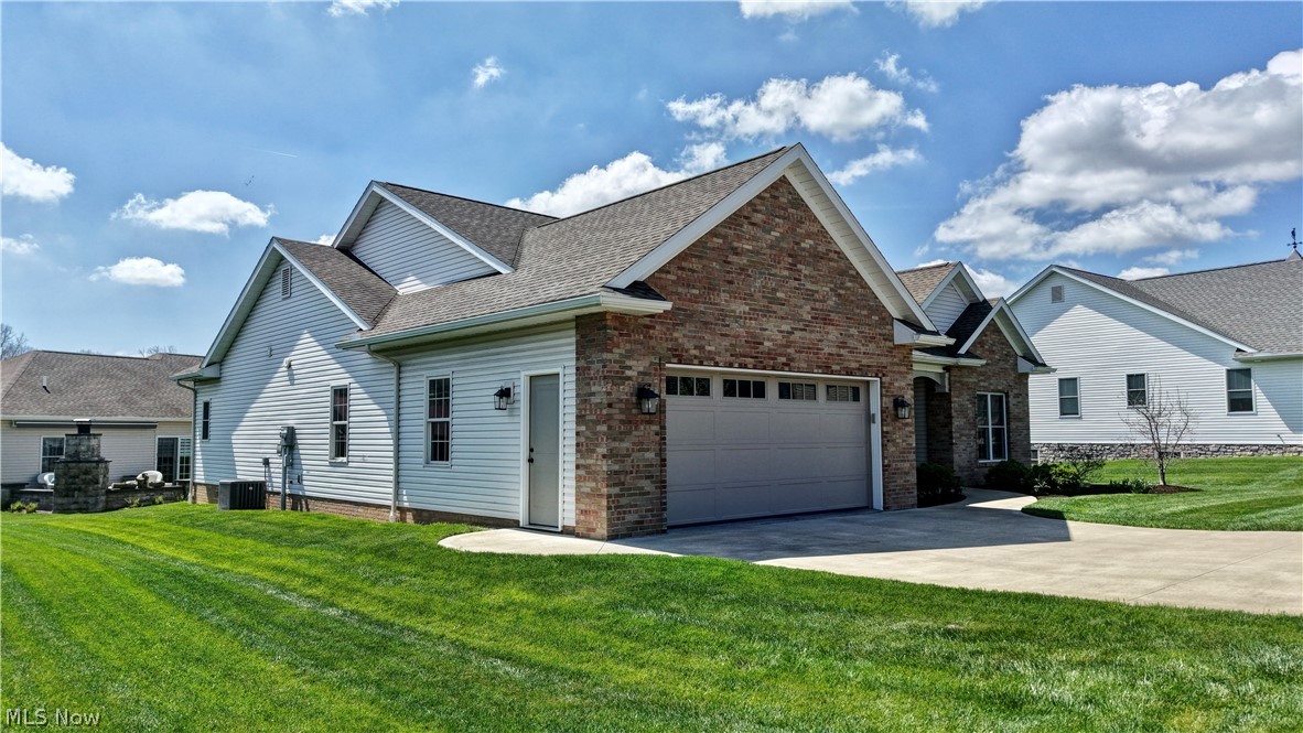 5201 Falcon Drive Millersburg OH 44654