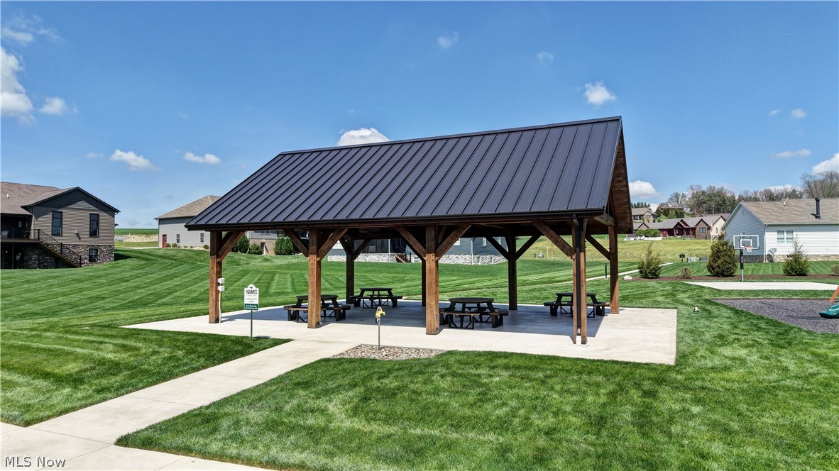 5201 Falcon Drive Millersburg OH 44654