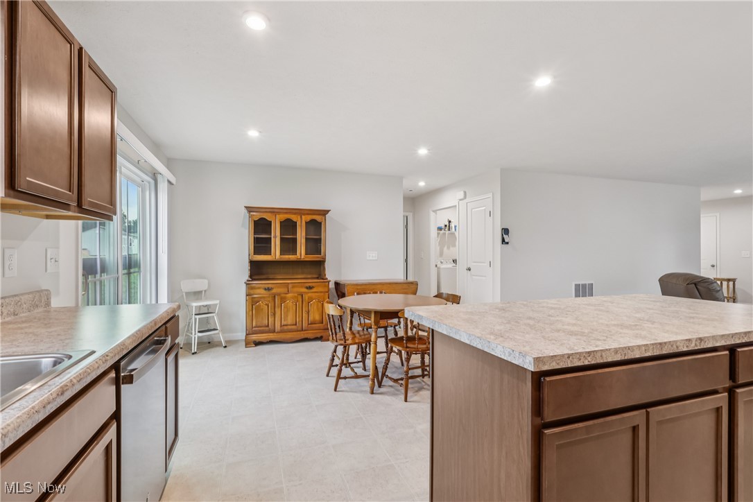 1379 Wood Fern Drive Akron OH 44312