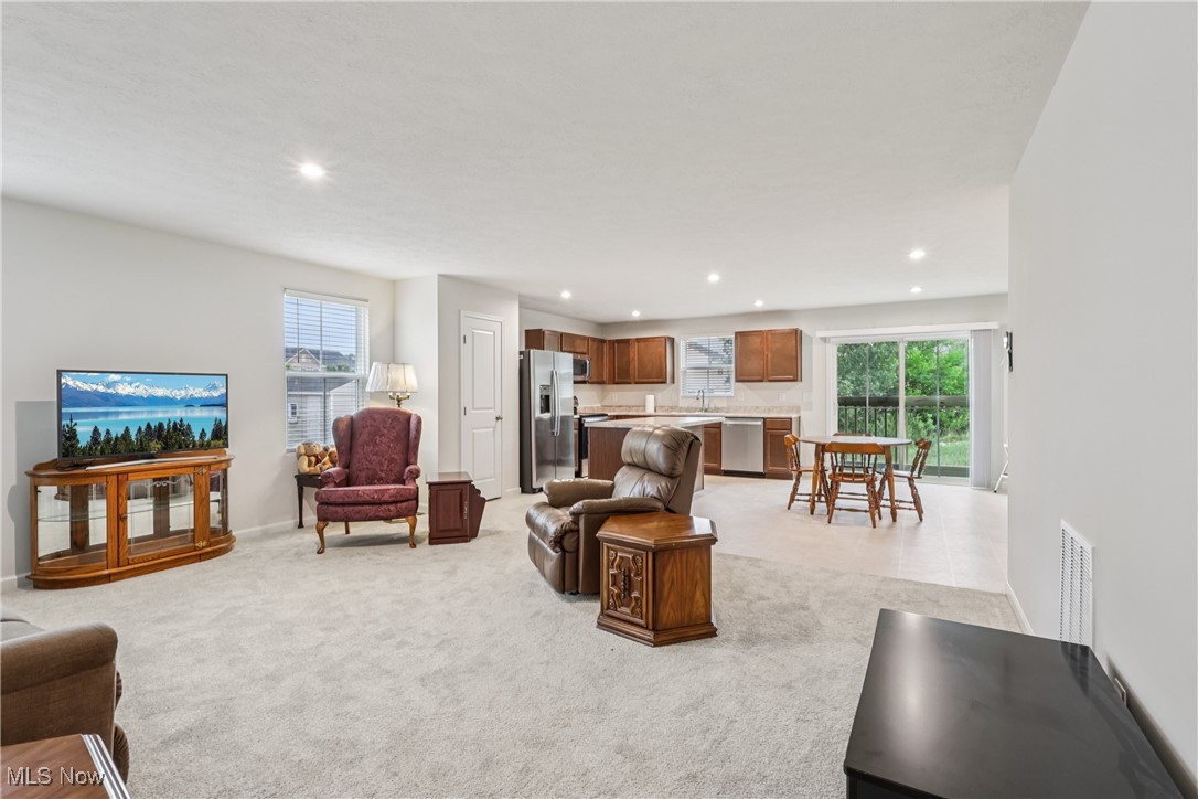 1379 Wood Fern Drive Akron OH 44312