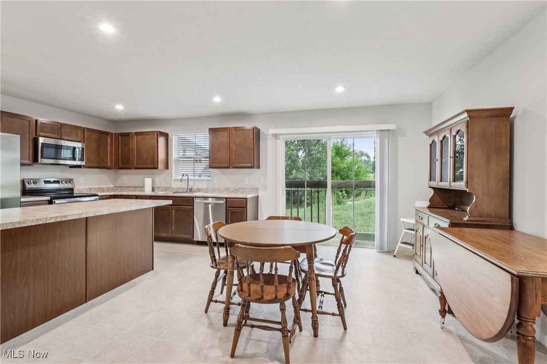 1379 Wood Fern Drive Akron OH 44312