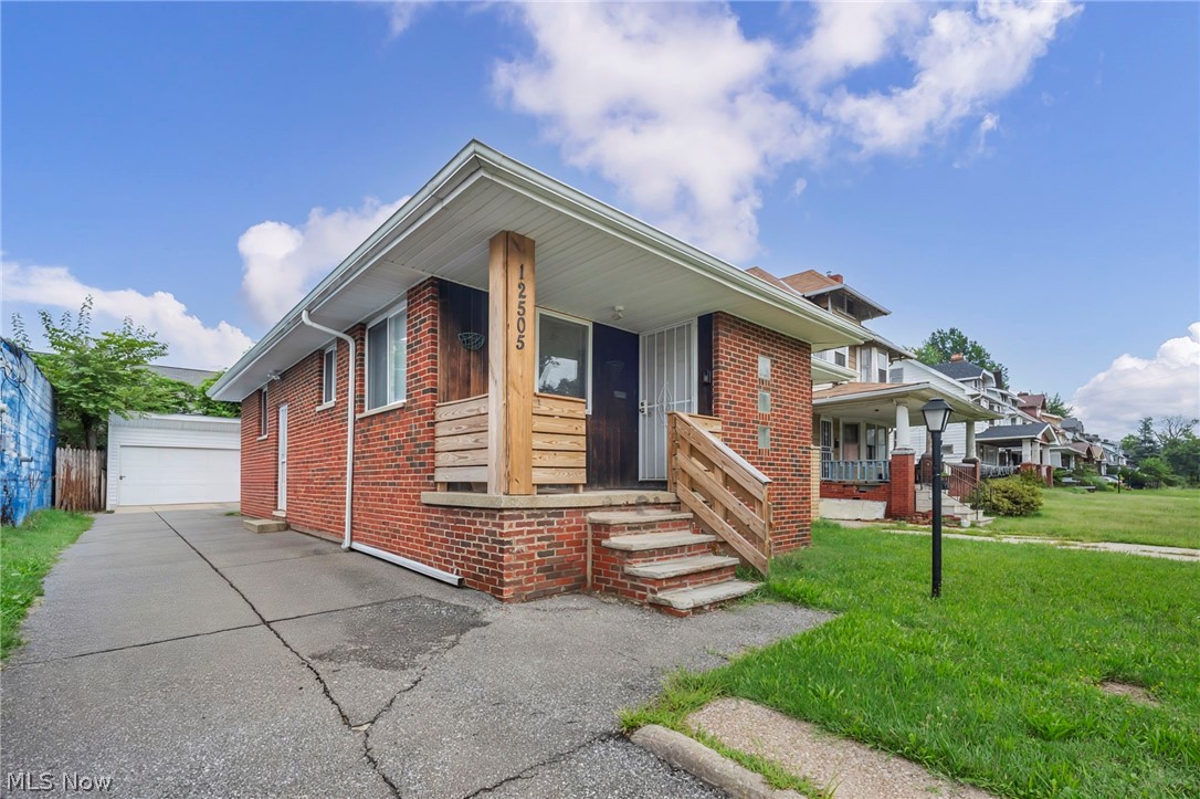 12505 Arlington Avenue Cleveland OH 44108