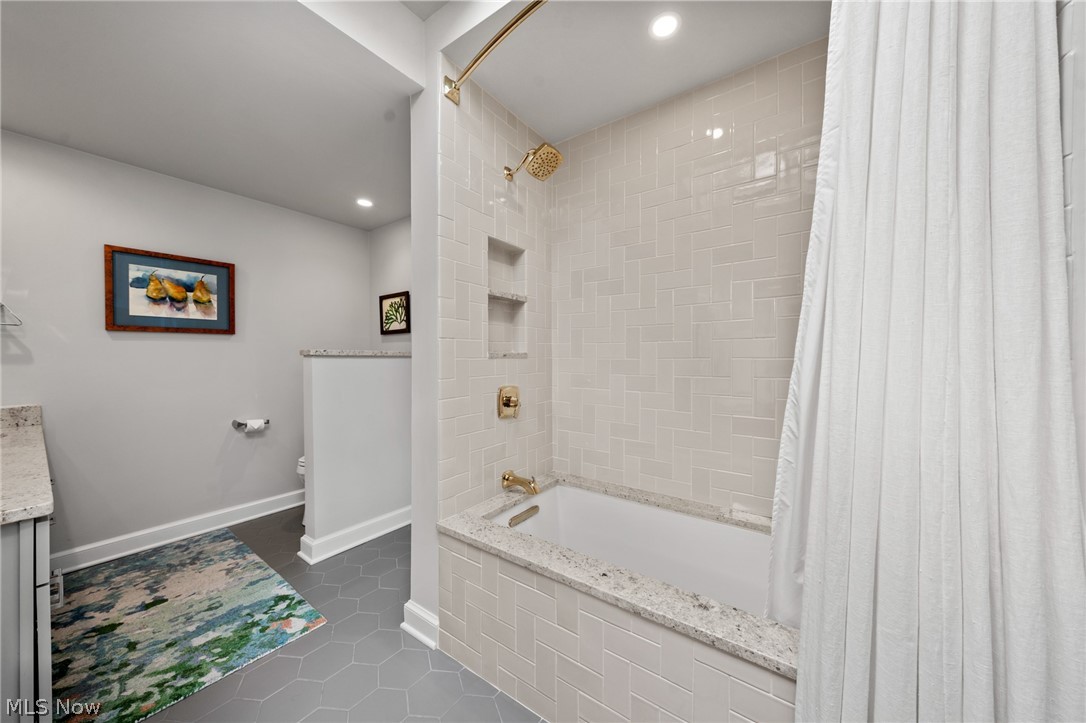 3060 E Overlook Road Cleveland Heights OH 44118